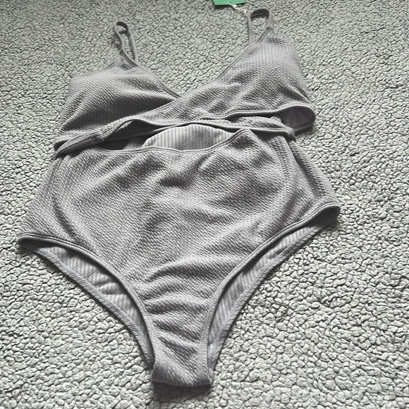 NWT Tofern Maternity One Piece Tummy Control Swimsuit - Picture 6 of 8